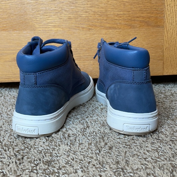 Timberlands - Picture 5 of 8